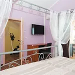 Boni *
